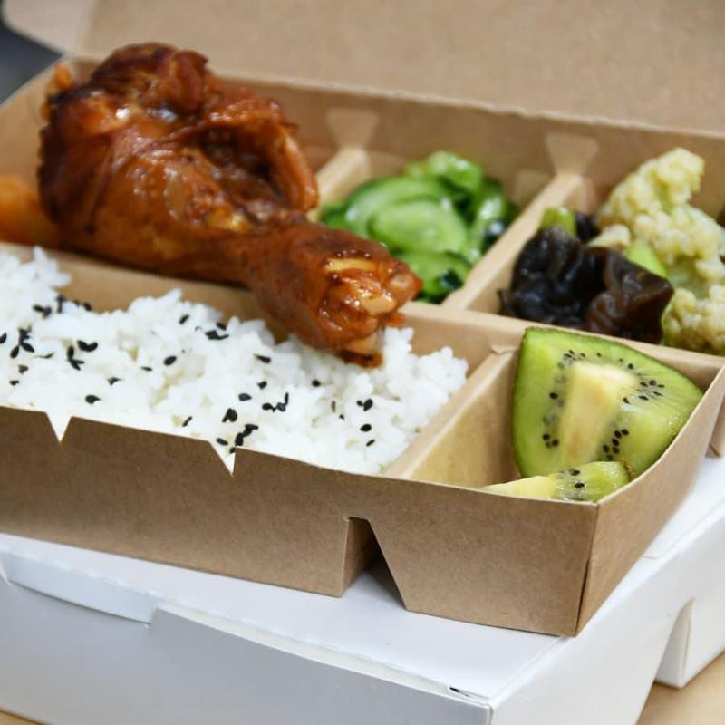 2——6 Compartment Kraft Paper Food Box for Take Away